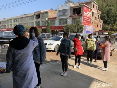 包路费、给补贴 赣州为贫困劳动力送“就业套餐”