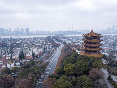 英雄的城市，英雄的人民——写在武汉疫情防控胶着对垒的关键时刻