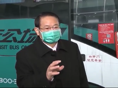 易炼红检查重点交通运输场所和交通工具疫情防控工作 以非常时期非常之举把好每个环节 周密有序做好错峰返程和疫情防控