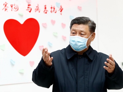 联播＋丨重视疫情期间防护 习近平这样示范