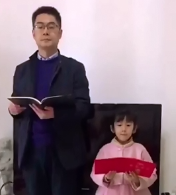 什么是不给祖国添乱？这对父女太有爱了！