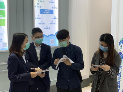 依法统筹推进疫情防控和经济社会发展 ——全国人大常委会法工委有关部门负责人答记者问