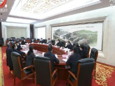 易炼红主持召开省政府党组会议 在大战大考中全面提升政府治理能力和水平