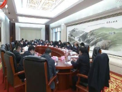 易炼红主持召开省政府专题会议时强调 精准施策 有效应对疫情 有力促进城乡居民收入稳定增长