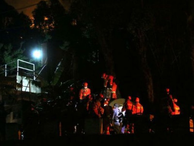 四川西昌森林火灾西线林火被扑灭 马道场口液化气站暂解险情