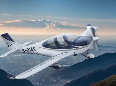 冠一通飞发布19座客货两用混合动力新机型GAX