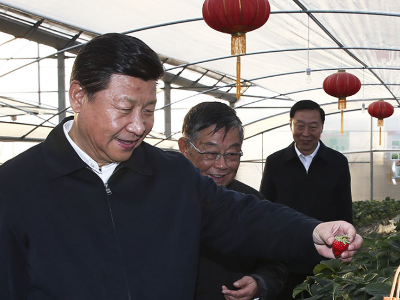 联播+｜从七个“战贫”瞬间读懂习近平的为民初心 