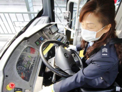 南昌、鹰潭、九江等地开通学生复课公交专线