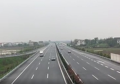 清明假期首日 江西省内高速通行总体平稳
