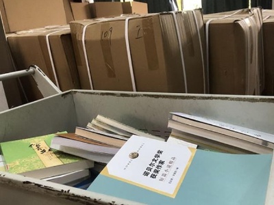 江西省图书馆“搬家” 50万册古籍将住进恒温恒湿“新家”