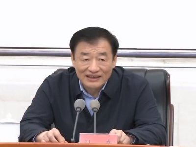 刘奇主持省委理论学习中心组集体学习时强调 充分发挥中国特色社会主义制度显著优势 不断凝聚起众志成城共克时艰的磅礴力量