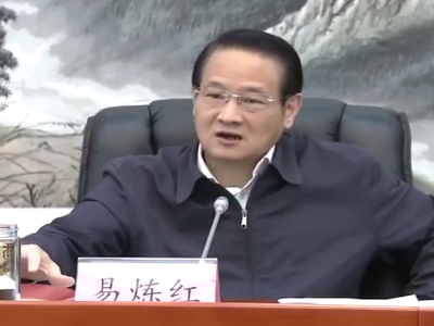 易炼红主持召开稳促“五一热”专题部署会时强调 稳促“五一热”做到热而有序  大干“红五月”务求大见成效 