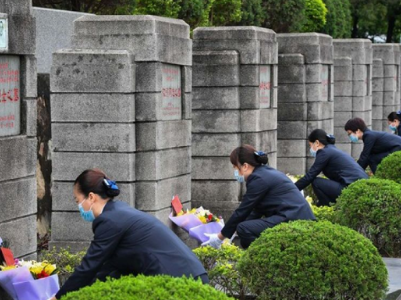 China sees safe, orderly tomb-sweeping activities on Tomb-sweeping Day holiday