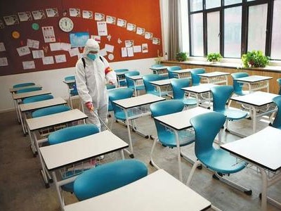 武汉中小学复课后将适当增加课时缩短暑假时间