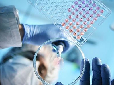 三次注入康复者血浆 新冠肺炎危重症老人核酸转阴