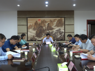 钟益民主持召开县委审计委员会第二次会议