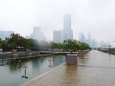 今明两天阵雨天气仍在南昌“待机”
