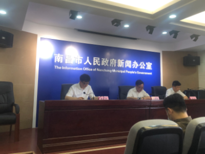 南昌挖掘机等工程机械驶入禁停区将处以二十万元以下的处罚