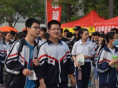 武汉中考一线医务人员子女加10分 8月1日公布成绩