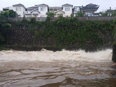 江西省水文局发布洪水蓝色预警 29县出现大暴雨