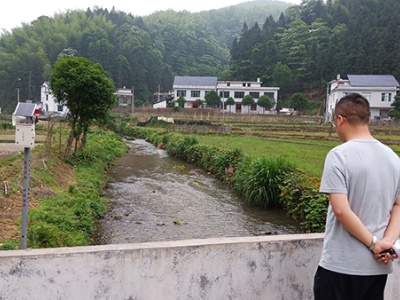 【暖新闻•江西2020】湘东区河长办专职副主任邹勇：37条河流的“专职护工”