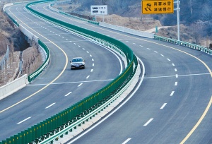 端午节假期高速公路不免费 江西高速交警发布出行攻略