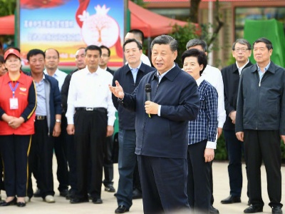 习近平为社区志愿者点赞