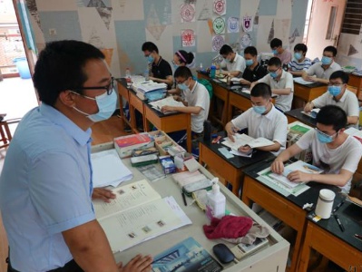 南昌：低龄儿童近视率呈上升趋势 中学生近视率居高不下