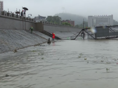 鄱阳湖发生倒灌 水位持续上涨