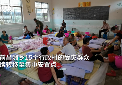 鄱阳昌洲乡受灾群众妥善安置 志愿者开展心理疏导