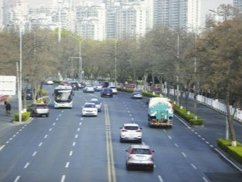 助力高考 各地推出考生车辆不限行等措施