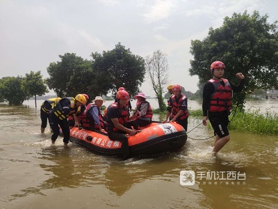 九江三角乡共紧急转移群众23411人 未出现人员伤亡
