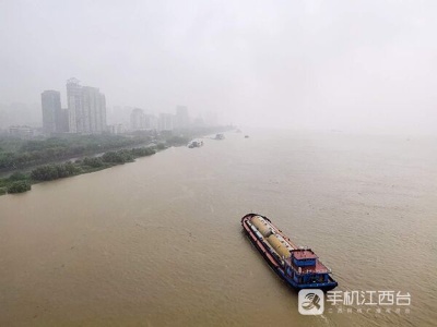 江西发现圩堤险情10处 未来5天鄱阳湖水位仍将上涨