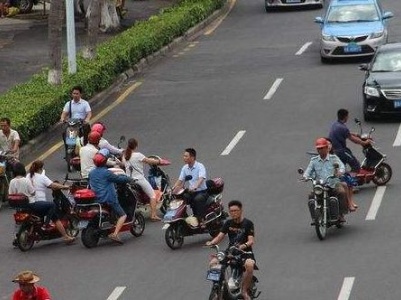 紧急提醒！就在南昌红谷隧道！这些人必须曝光...