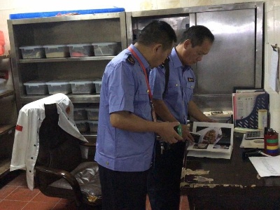 进贤县市场监管局多措并举，筑牢防汛“安全堤”