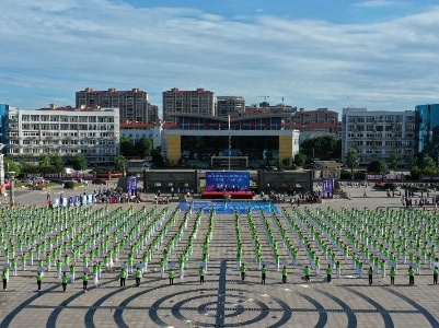 进贤县：全民健身 千人齐秀运动美