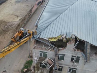 哈尔滨仓库坍塌事故被困9人全部搜出 无人幸存