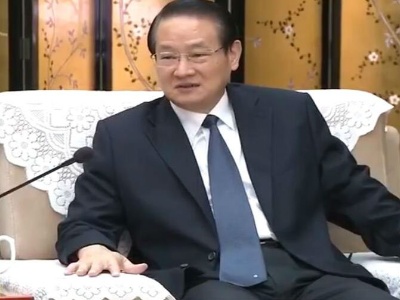 易炼红会见新加坡驻厦门总领事