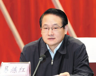 易炼红在南昌调研秋冬季疫情防控工作时强调 统筹推进常态化精准疫情防控和经济社会发展工作