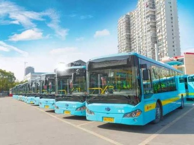 手机实时查询到站信息 南昌“智慧公交”进入“掌上”时代