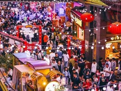 多彩夜经济点燃消费热情 江西夜间消费近1000万人次