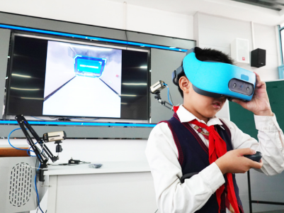  VR技术走进南昌中小学课堂 让书本知识“活”起来