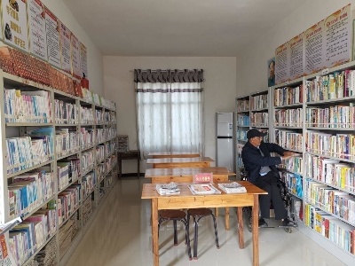 世界以痛吻我，我要报之以歌—记贫困户胡国华