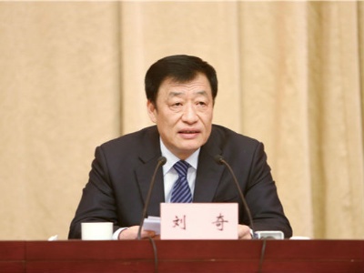 确保如期高质量完成人口普查工作 刘奇易炼红参加人口普查登记