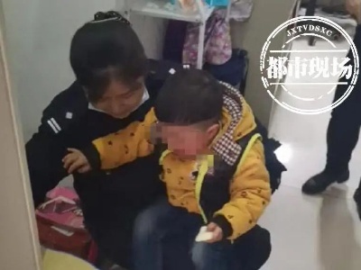 南昌！才2岁半的孩子竟然悄悄出门，奶奶快急疯了
