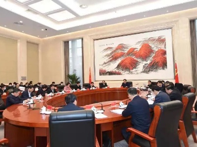 刘奇书记主持召开省委深改委会议，审议并原则通过了这些改革文件​