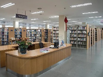 我在图书馆做志愿者