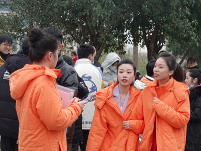 江西上万名考生踏入艺考考场 直击“00后”艺考生逐梦之路  