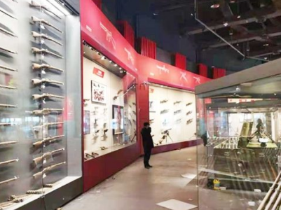 春节前开放 1552件退役轻武器已入驻南昌军事主题公园轻武器展示馆  