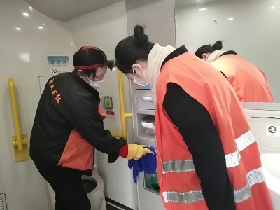 全力以赴打好春运疫情防控阻击战